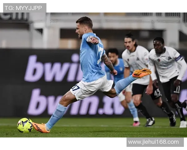 1-1，少一人仍不输，10人拉齐奥战平意甲第6，防止2连败